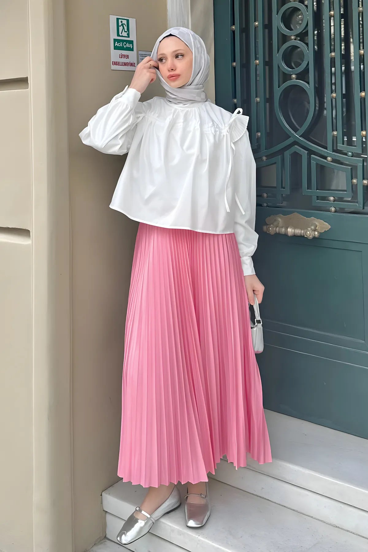 Stylish Pleated Skirt