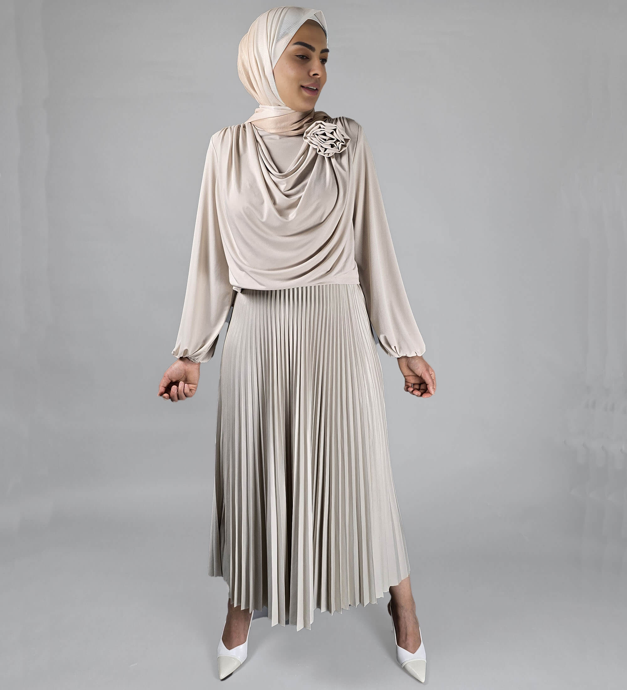 Elegant Blouse with Wide Sleeves