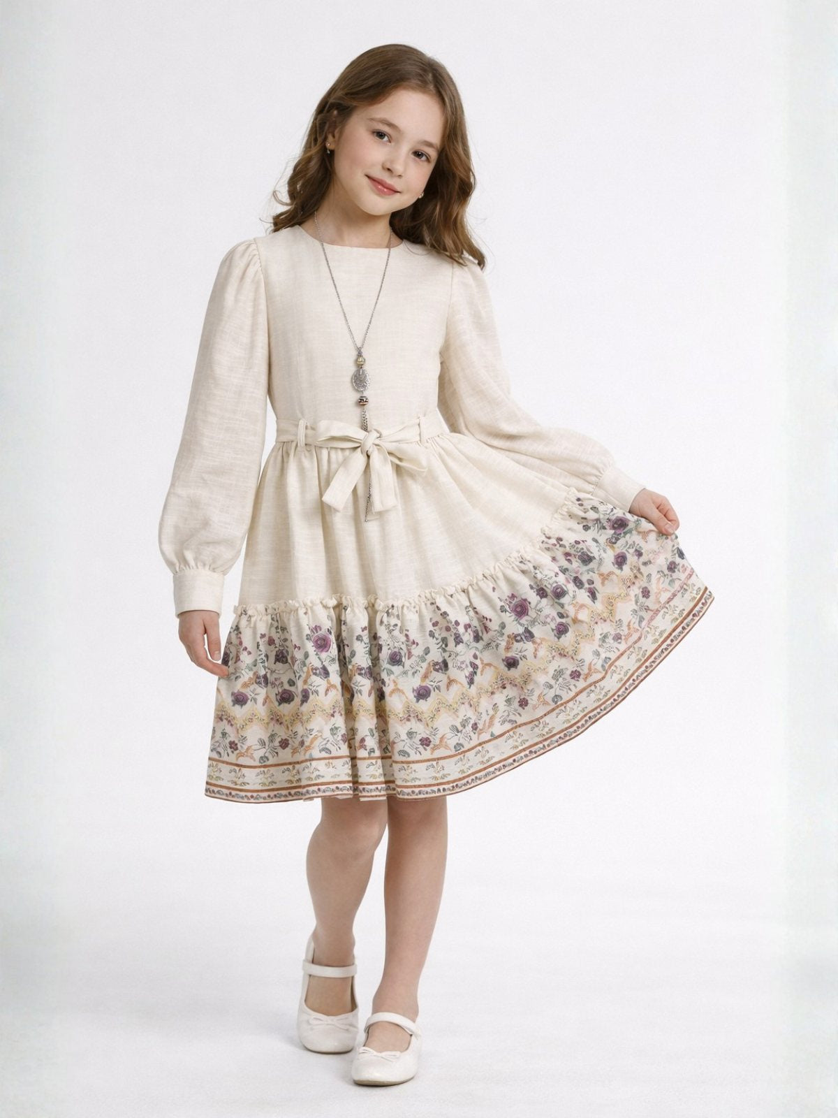 Vintage Floral Dress with Necklace