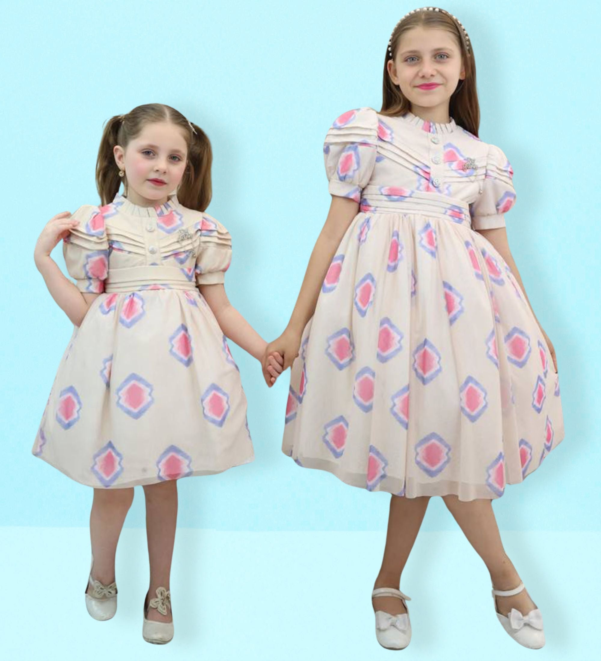 فستان بأكمام منفوخة مستوحى من الأميرات