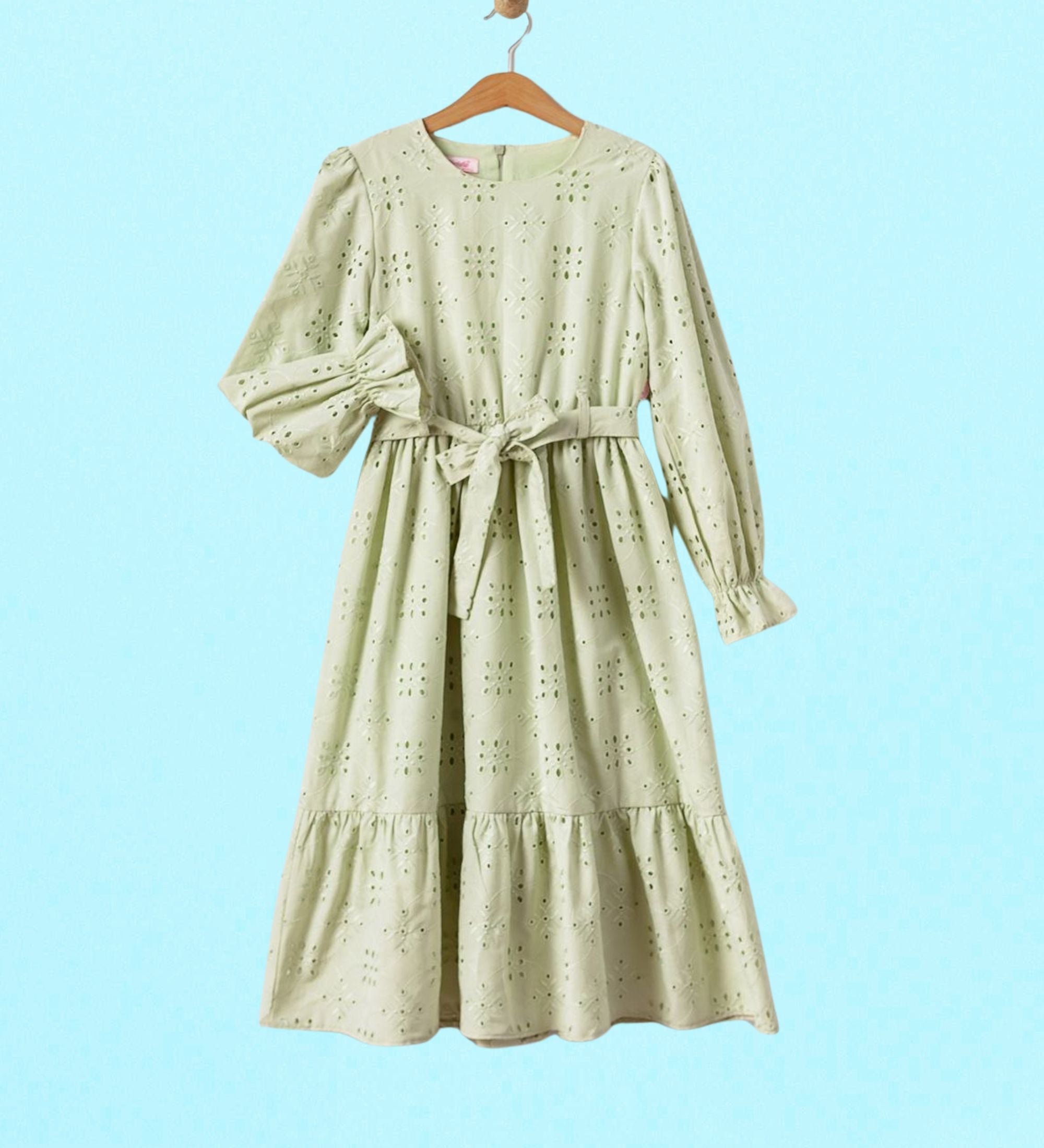 فستان نسيم الصيف